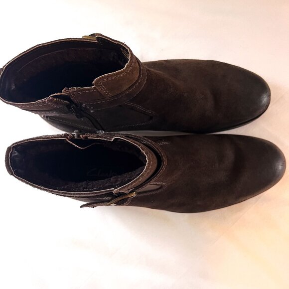 Clarks Mens Brown Nubuck Shearling Lined Ankle Boots 10M Winter Warm - Picture 9 of 14